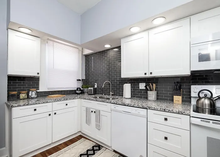Bright Spacious 5br Perfect For Groups Or Family Columbus